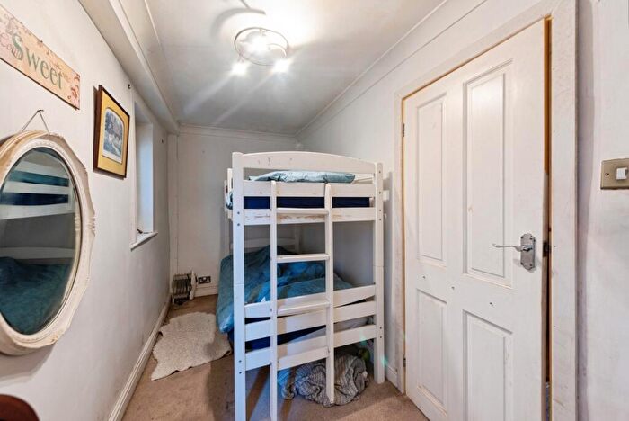 2 Bedroom Flat For Sale In Granada Road, Southsea, Hampshire, PO4