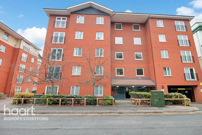 2 Bedroom Apartment For Sale In John Dyde Close, Bishop's Stortford, CM23