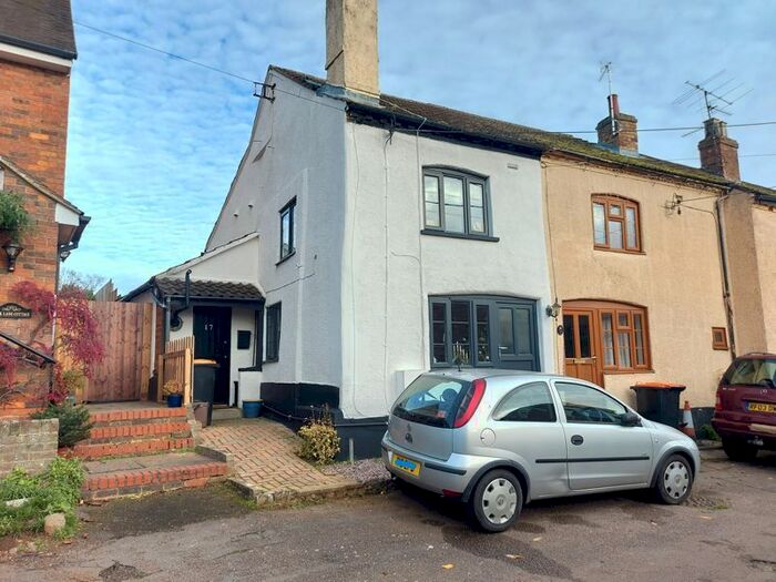 2 Bedroom Semi-Detached House To Rent In Conger Lane, Toddington, Dunstable, LU5