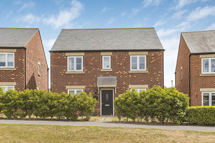 4 Bedroom Detached House For Sale In Izzard Road, Heyford Park, OX25
