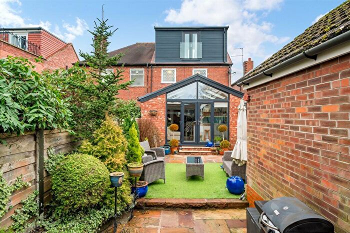 3 Bedroom Semi Detached House For Sale In Fairbourne Avenue, Alderley Edge, SK9