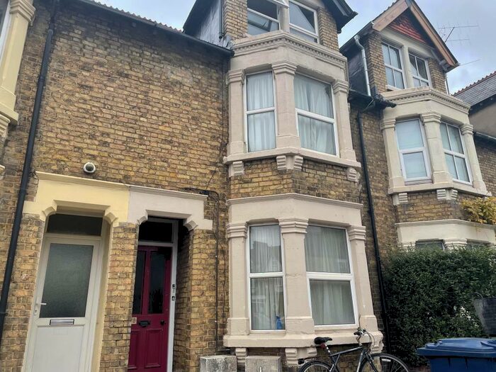 Apartment To Rent In Botley Road, Oxford, OX2