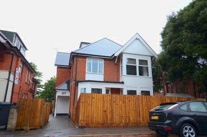 1 Bedroom Flat To Rent In Hamilton Road, Boscombe, Bournemouth, BH1
