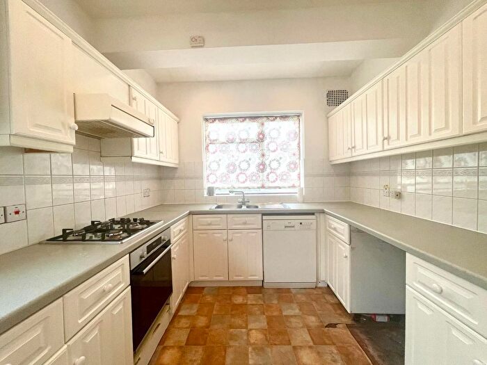 4 Bedroom Detached House To Rent In Culmington Road, West Ealing, W13