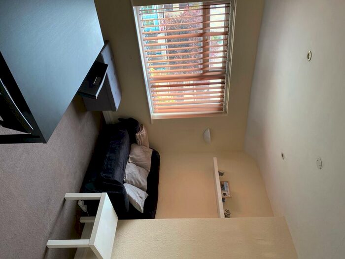 1 Bedroom Flat To Rent In Kelburne Road, Oxford, OX4