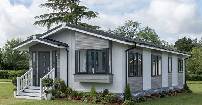 2 Bedroom Park Home For Sale In Sandfield Farm Home Park, Lichfield Road, Brownhills, Walsall, WS8