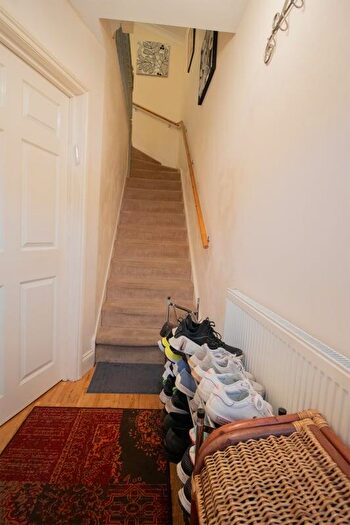 4 Bedroom Semi-Detached House For Sale In Hale End Road, London, E17