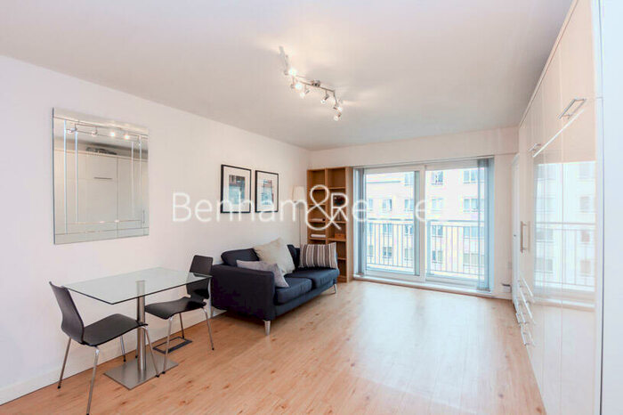 Studio To Rent In Boulevard Drive, Colindale, NW9