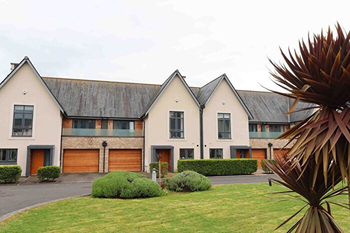 3 Bedroom Terraced House For Sale In Salisbury Grove, Clevedon, BS21