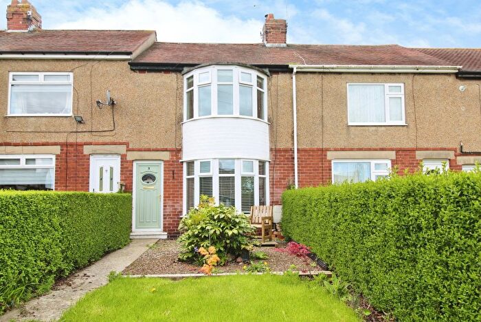 2 Bedroom Terraced House For Sale In Windsor Terrace, Ryton, NE40