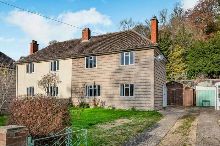 3 Bedroom Property For Sale In The Park, Earlstoke Devizes, Wiltshire, SN10