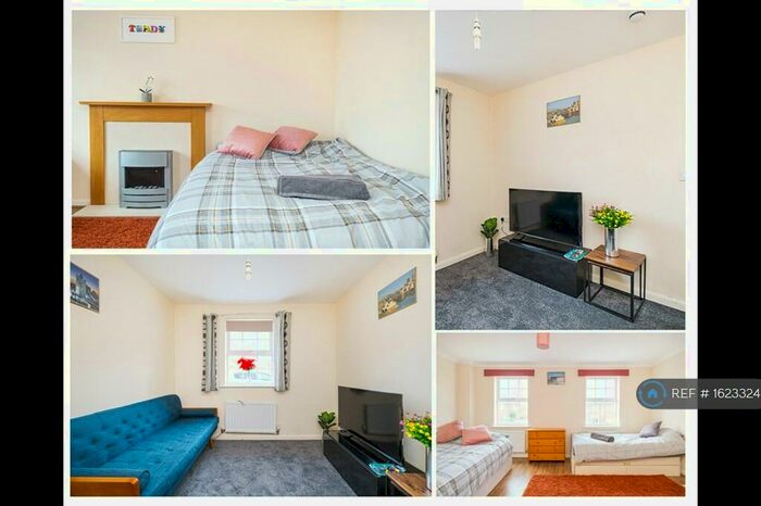4 Bedroom Semi-Detached House To Rent In Errington Close, Hatfield, AL10