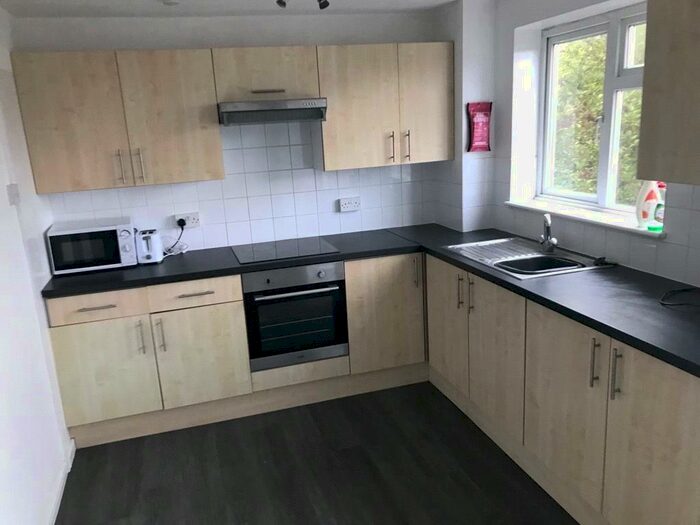 5 Bedroom Terraced House To Rent In Sullivan Close, Colchester, Essex, CO4