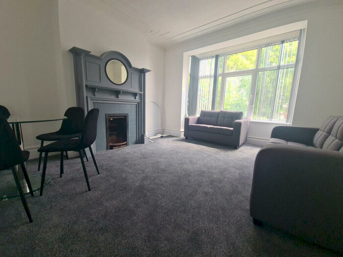 4 Bedroom House To Rent In Ash Road, Leeds, LS6