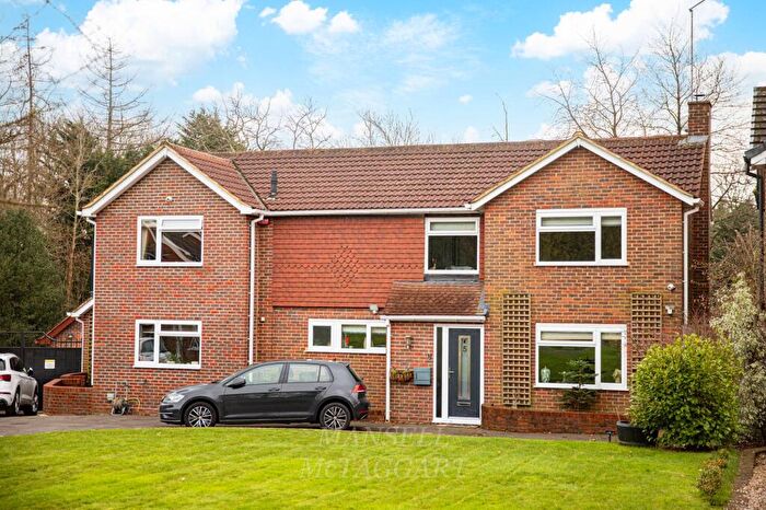 5 Bedroom Detached House For Sale In Newlands Park, Copthorne, RH10