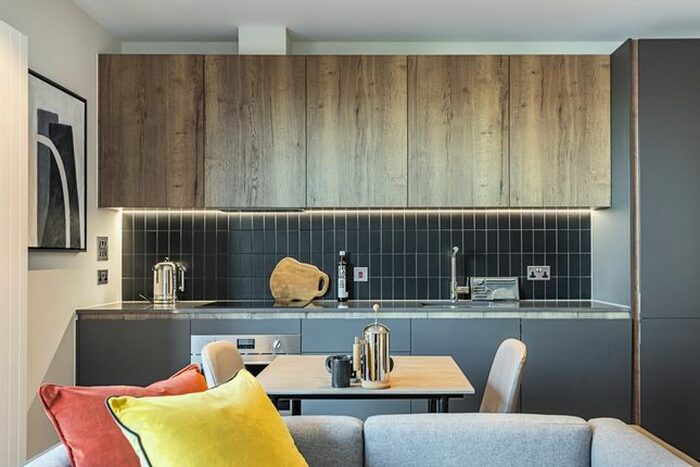 Studio To Rent In Grenan Square, Greenford, UB6