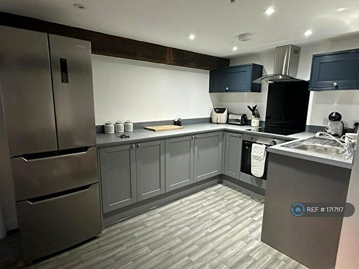 2 Bedroom Flat To Rent In Barnby Dun, Doncaster, DN3