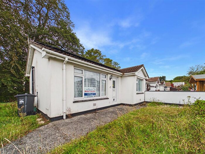 2 Bedroom Terraced Bungalow For Sale In Millfield, Gulval, Penzance, TR18