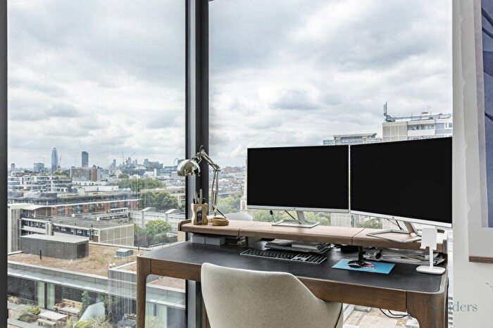 1 Bedroom Flat To Rent In Bollinder Place, Islington, London, EC1V