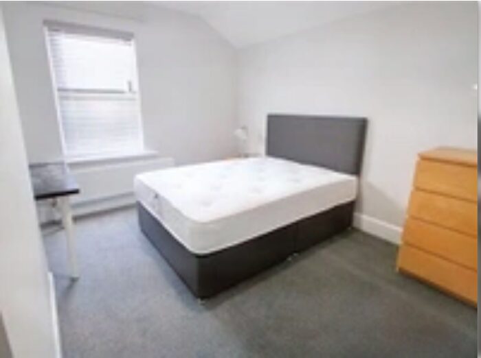 1 Bedroom Flat To Rent In Clift House Road, Bristol, BS3