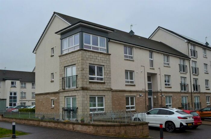 2 Bedroom Flat To Rent In Castlegate Avenue, Dumbarton, Wdc, G82