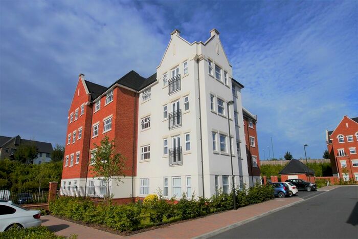 2 Bedroom Flat To Rent In The Maltings, Arundale Walk, Horsham, RH12