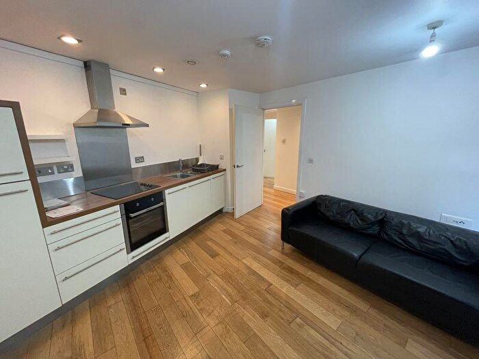 1 Bedroom Flat To Rent In Islington Wharf, Great Ancoats Street, Manchester, M4