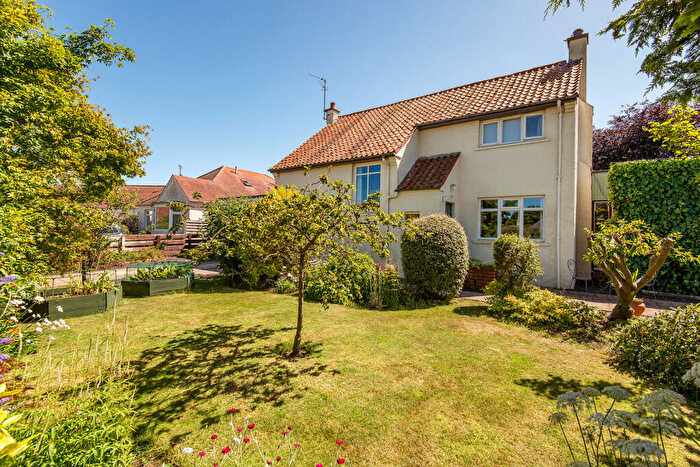 4 Bedroom Detached House For Sale In Priestden Park, St Andrews, KY16