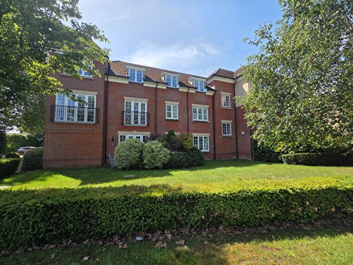 2 Bedroom Apartment To Rent In Greenhill, Twyford, Banbury, Oxon, OX17