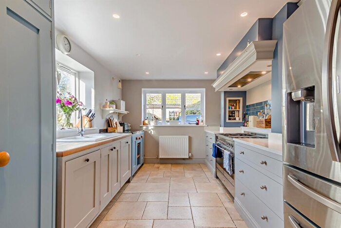 5 Bedroom Cottage For Sale In Uffington Road, Stamford, PE9