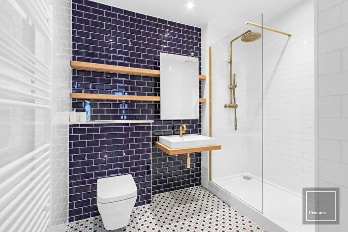 Studio For Sale In Goodluck Hope Walk, London, E14