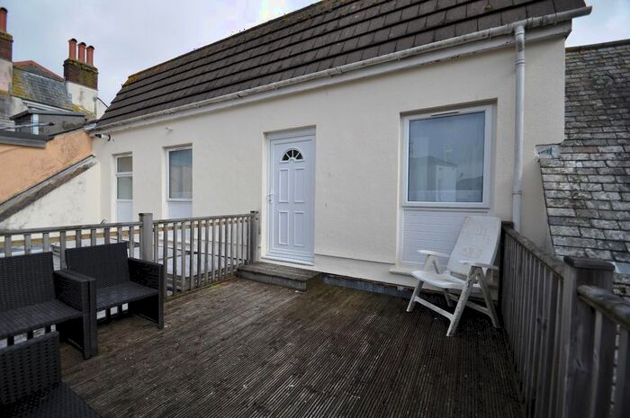 1 Bedroom Flat To Rent In The Terrace, Penryn, TR10