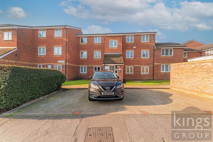 2 Bedroom Flat For Sale In Liden Close, Walthamstow, E17
