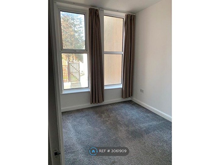 1 Bedroom Flat To Rent In Vicarage Road, London, E10