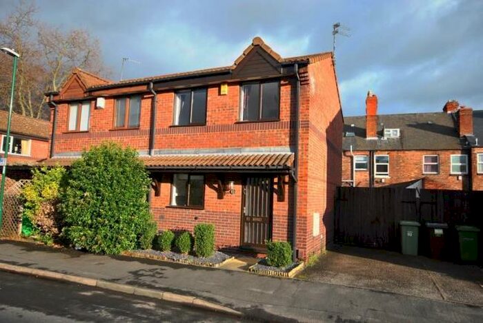 2 Bedroom End Of Terrace House To Rent In Alderney Street, Lenton, NG7