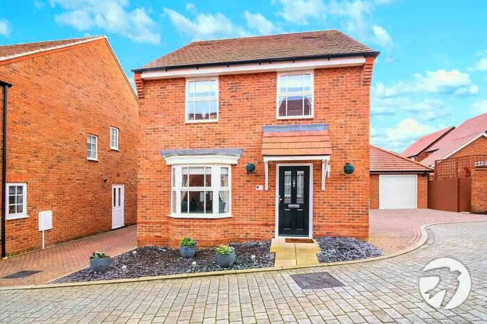 4 Bedroom Detached House To Rent In Elinor Vale, Castle Hill, Ebbsfleet Valley, Swanscombe, DA10