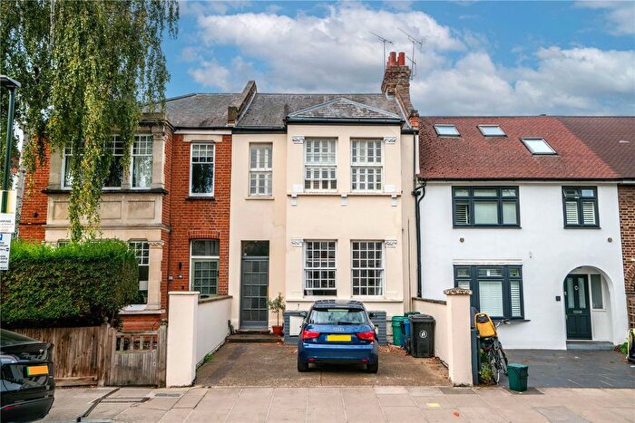 1 Bedroom Flat For Sale In Pagoda Avenue, Richmond, TW9