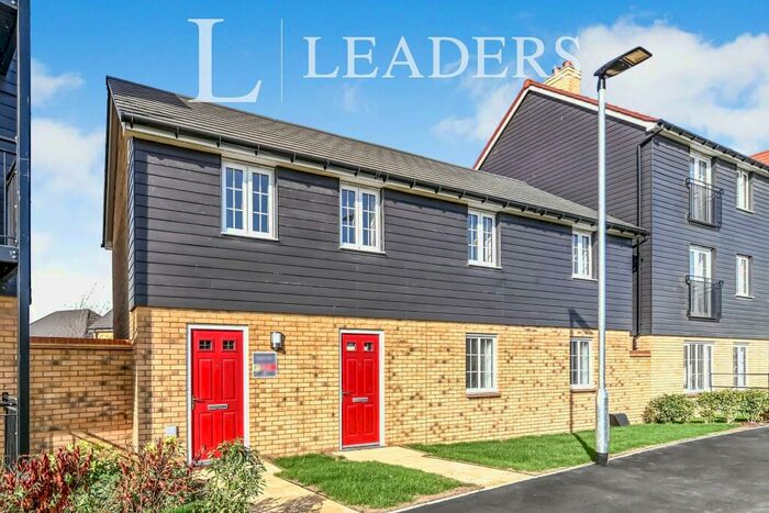 2 Bedroom Apartment To Rent In Southern Cross, Bedford, MK42