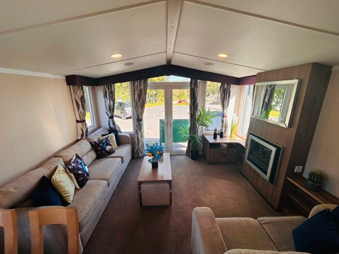 2 Bedroom Park Home For Sale In Bridgerule, Holsworthy, EX22