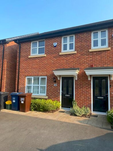 3 Bedroom Semi-Detached House To Rent In Hayeswater Road, Leyland, PR25