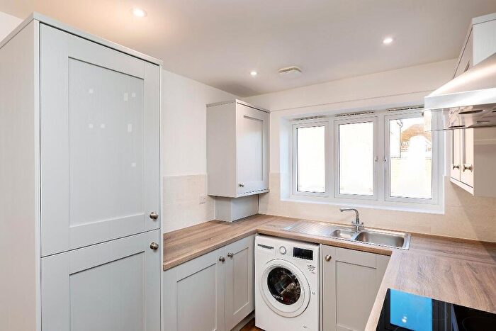 2 Bedroom House To Rent In Canons Close, Corby, Northamptonshire, NN17