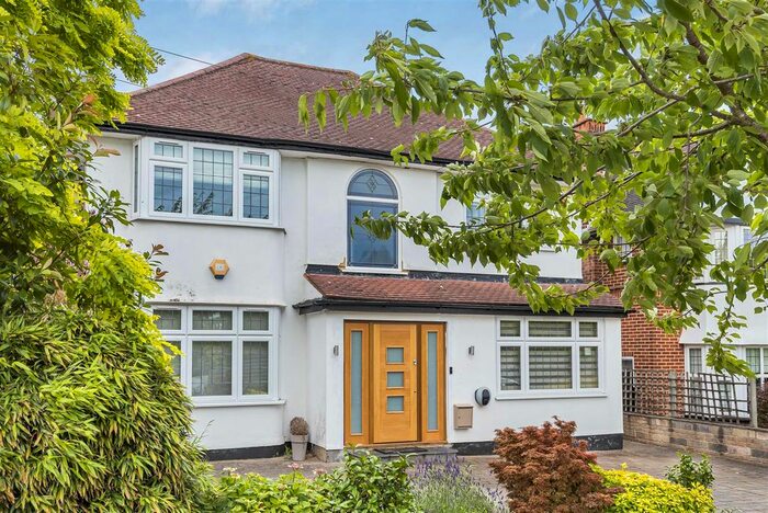 4 Bedroom Detached House To Rent In Pebworth Road, Harrow-On-The-Hill, Harrow, HA1