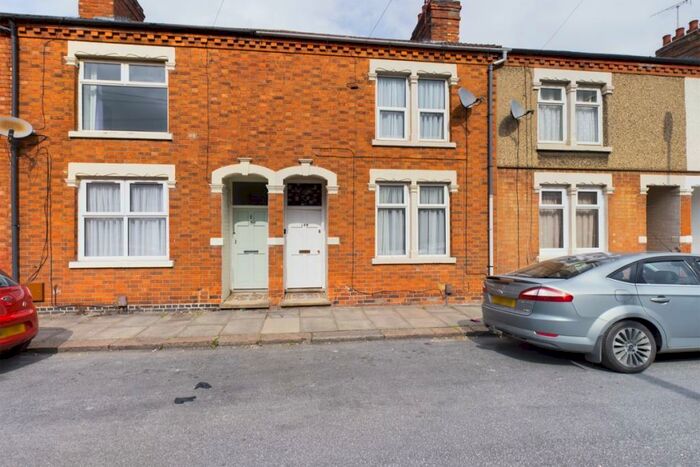 4 Bedroom House To Rent In Southampton Road, Far Cotton, Northampton, NN4