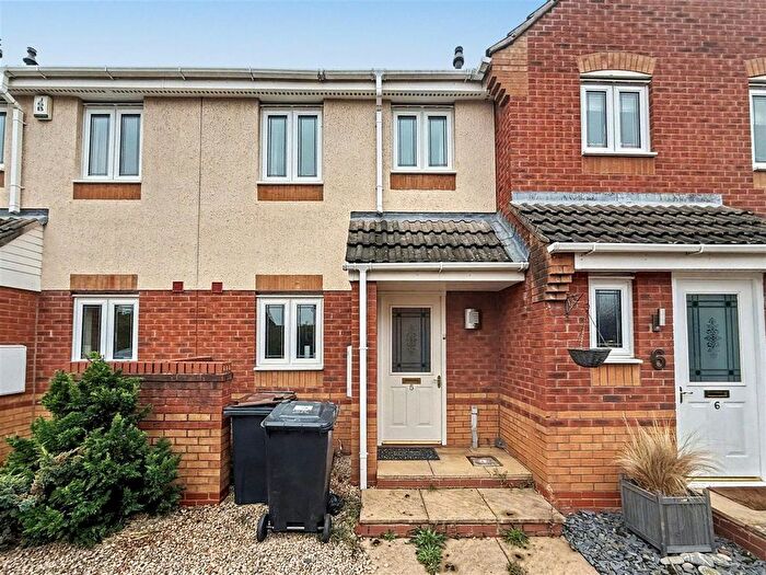 2 Bedroom Terraced House For Sale In Portreath Drive, Nuneaton, CV11