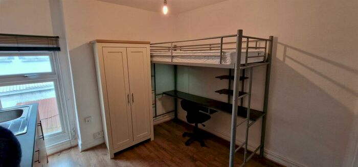 1 Bedroom Apartment To Rent In Richmond Road, Cardiff, CF24