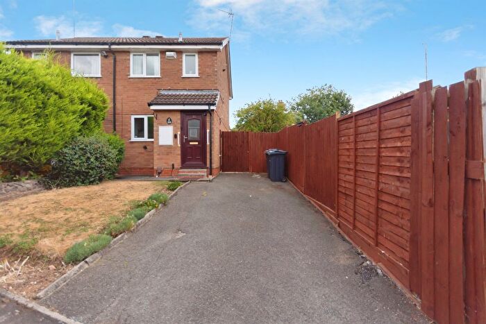 2 Bedroom Semi Detached House For Sale In Cocksmead Croft, Birmingham, B14