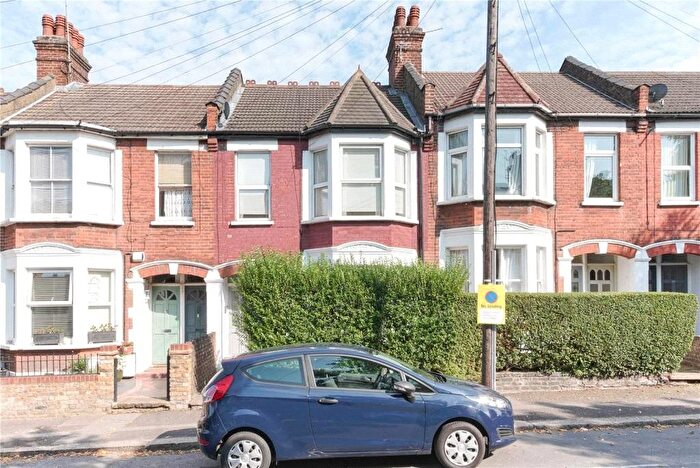 2 Bedroom Flat To Rent In Howard Road, Walthamstow, E17