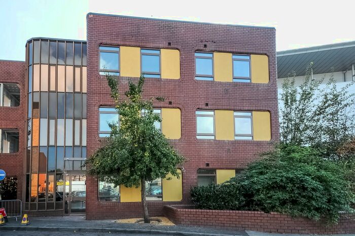 Studio To Rent In Mendy Street, High Wycombe, Buckinghamshire, HP11