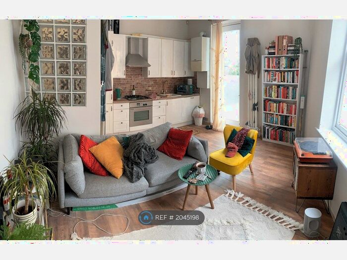 1 Bedroom Flat To Rent In Gosterwood Street, London, SE8
