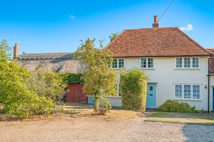 2 Bedroom Semi-Detached House To Rent In Parsonage Downs, Dunmow, CM6